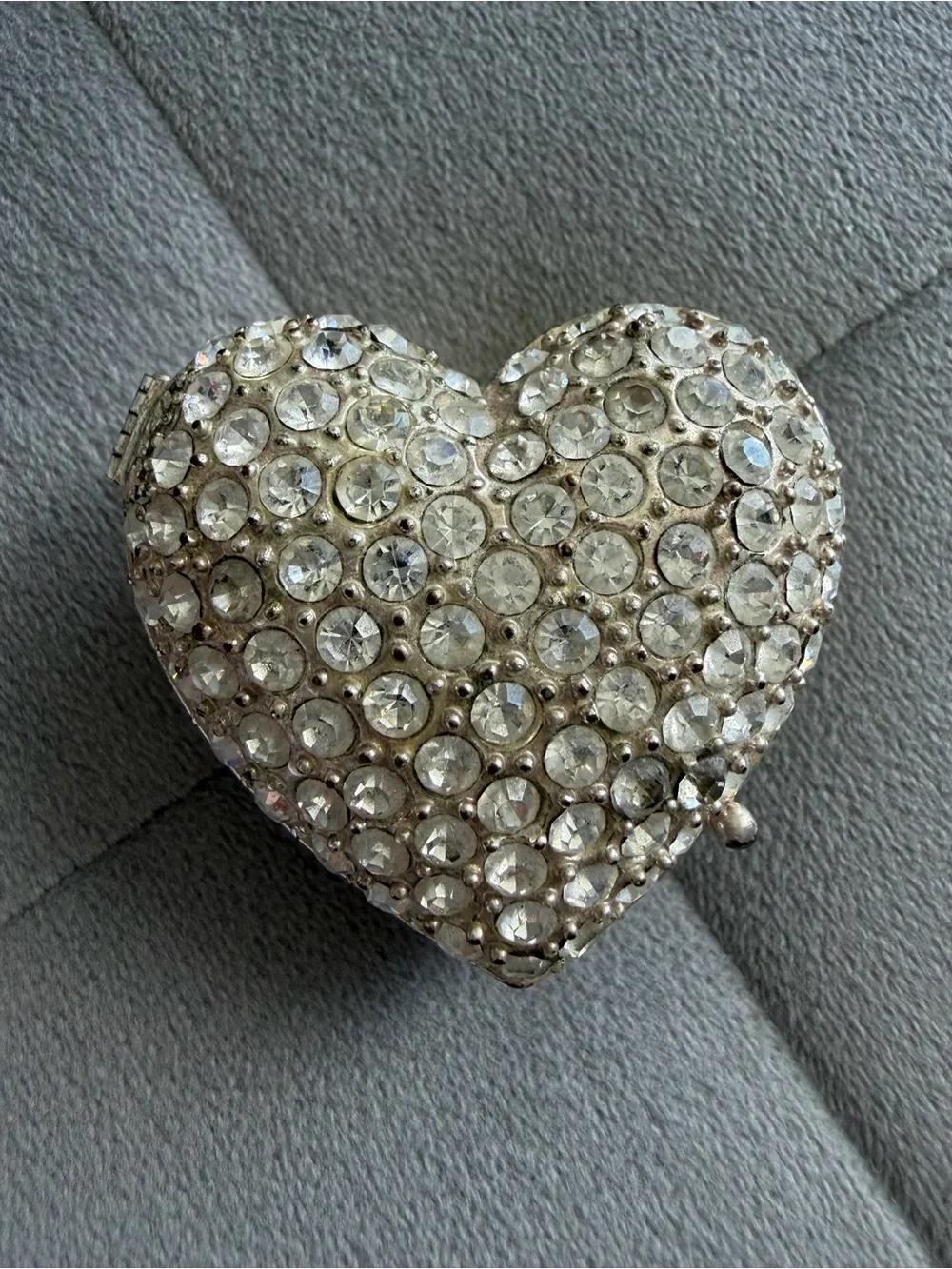 Vintage Crystal Heart Trinket Box - Silver Sparkle